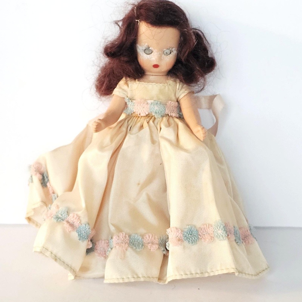 Vintage‎ Nancy Ann Storybook Doll Sleepy Eyes Brown Hair Bows on Dress 1824